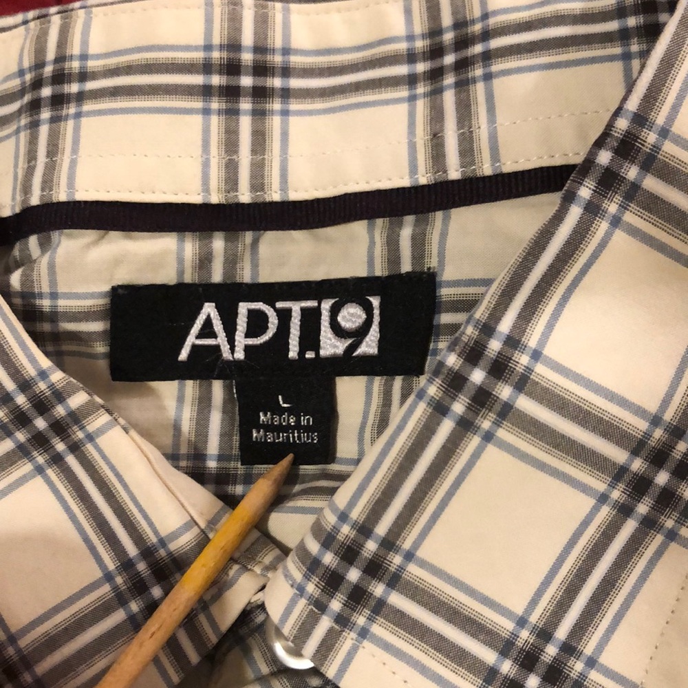 Casual Button Downs - image 4